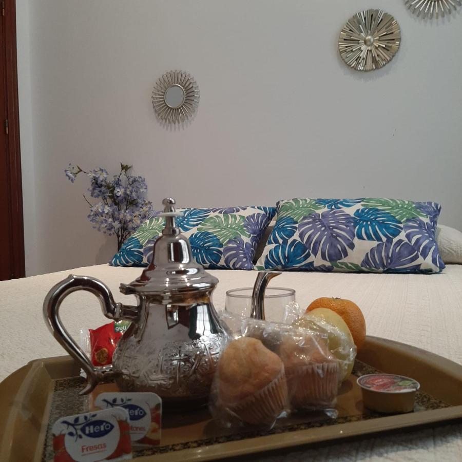 Apartamento Mon Cheri Málaga Buitenkant foto