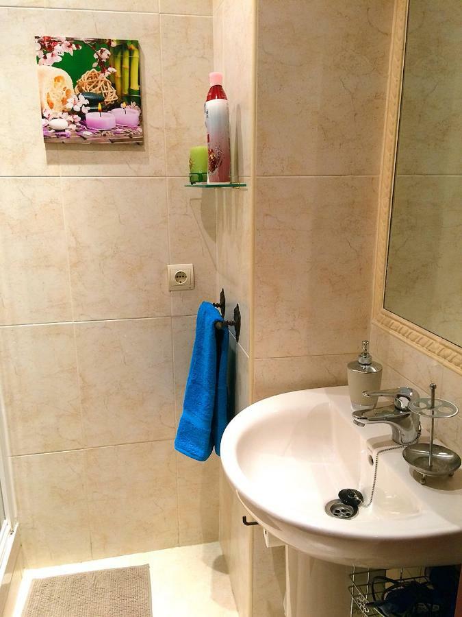 Apartamento Mon Cheri Málaga Buitenkant foto